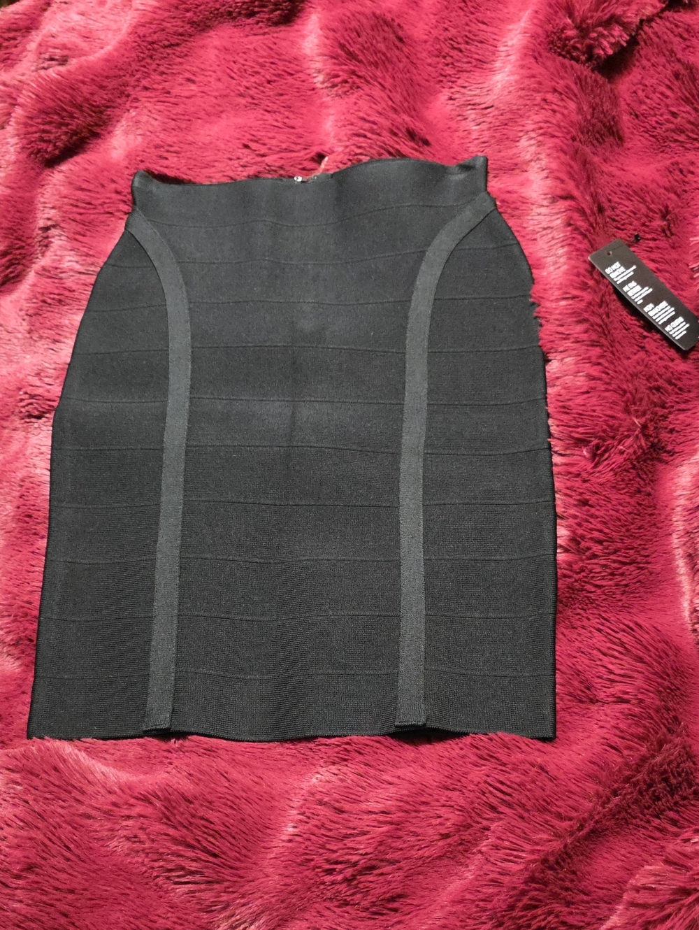 GUESS Black Bandage Pencil Skirt with Contour Panels